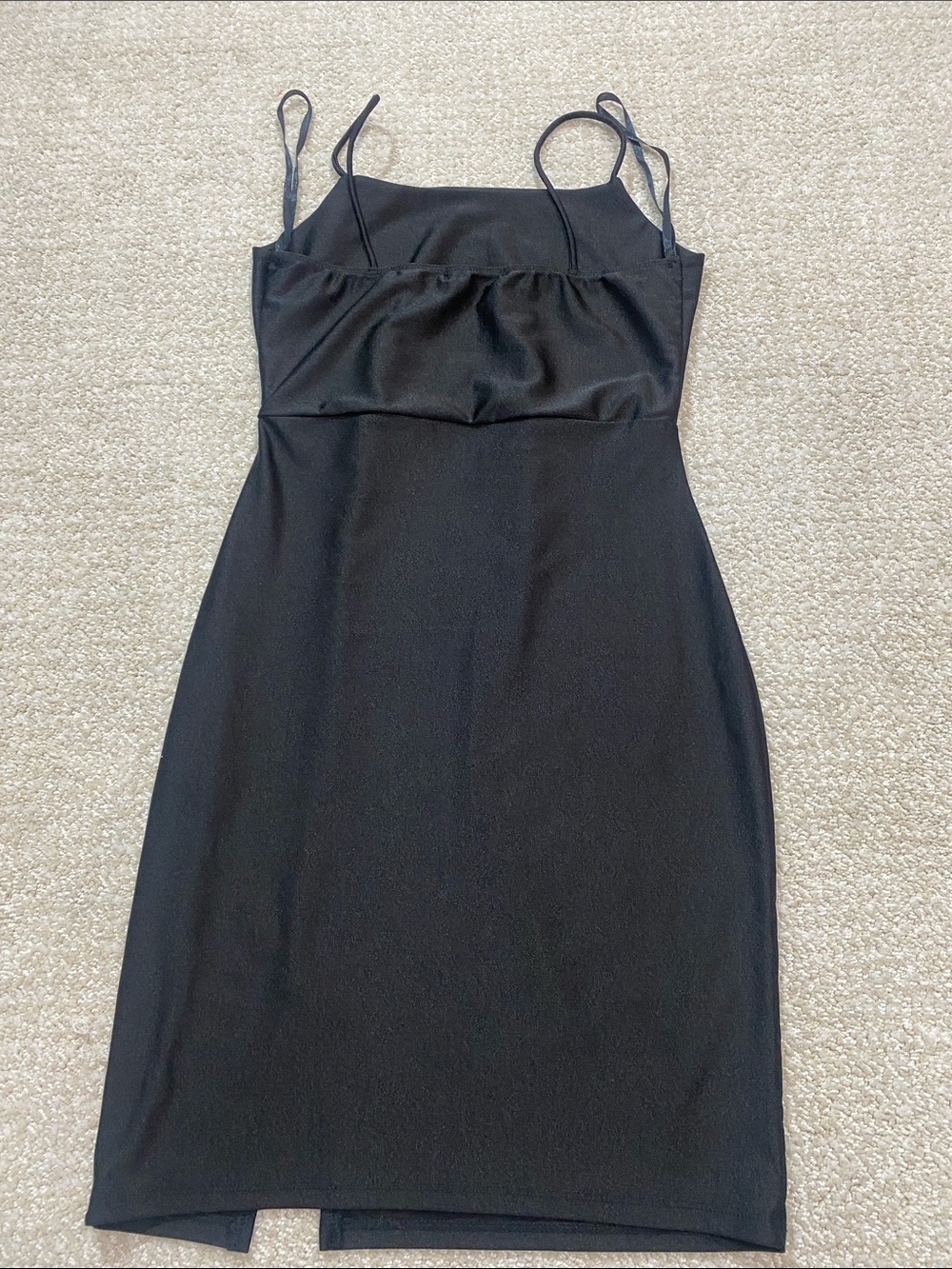 Elegant Black Strapless Bodycon Dress with Side Slit Size S - Picture 6 of 14